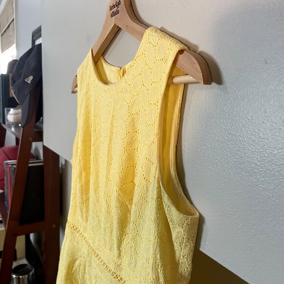 Calvin Klein Yellow Eyelet Detail Lace A-Line Cocktail Dress Women's SZ 8P EUC - Picture 6 of 12